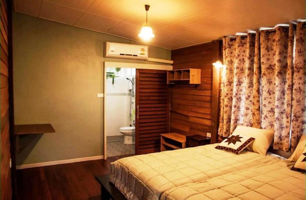 Ban Boonchu Bed and Breakfast Phra Nakhon Si Ayutthaya Rum bild