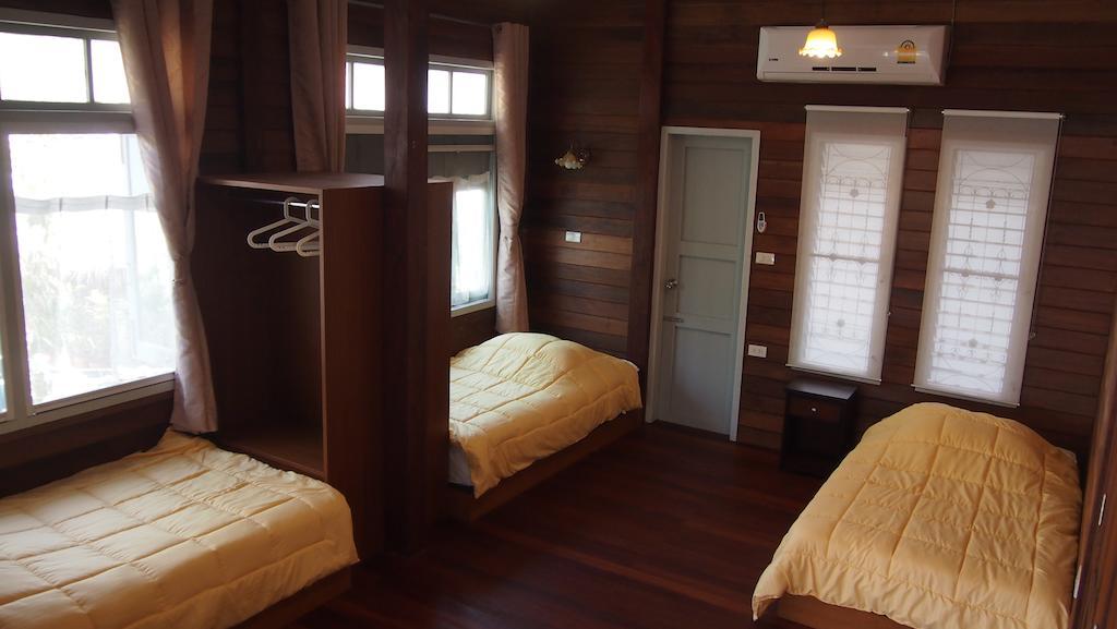 Ban Boonchu Bed and Breakfast Phra Nakhon Si Ayutthaya Rum bild