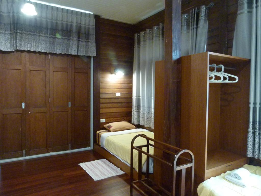 Ban Boonchu Bed and Breakfast Phra Nakhon Si Ayutthaya Exteriör bild